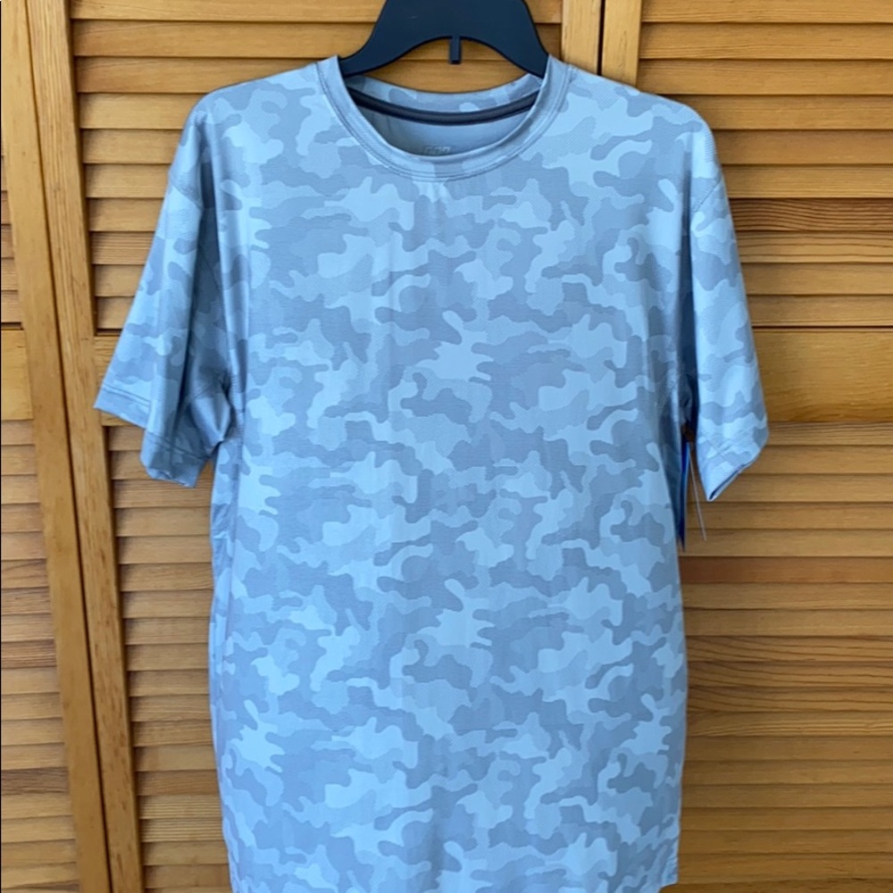 RB3 performance workout shirt